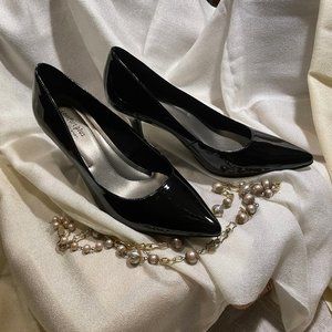 Comfort Plus by Predictions shoes women’s heels size 8 W Shiny Black Heel Shoe